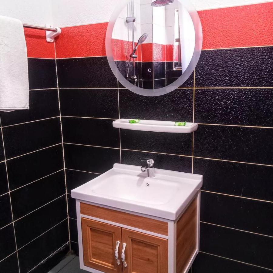 Hotel Mavilla Котону Екстериор снимка