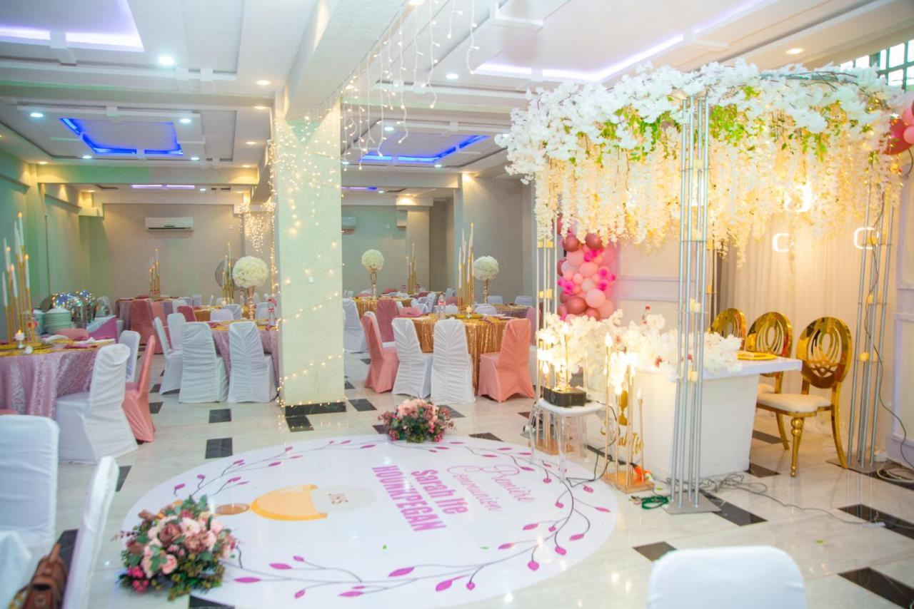 Hotel Mavilla Котону Екстериор снимка