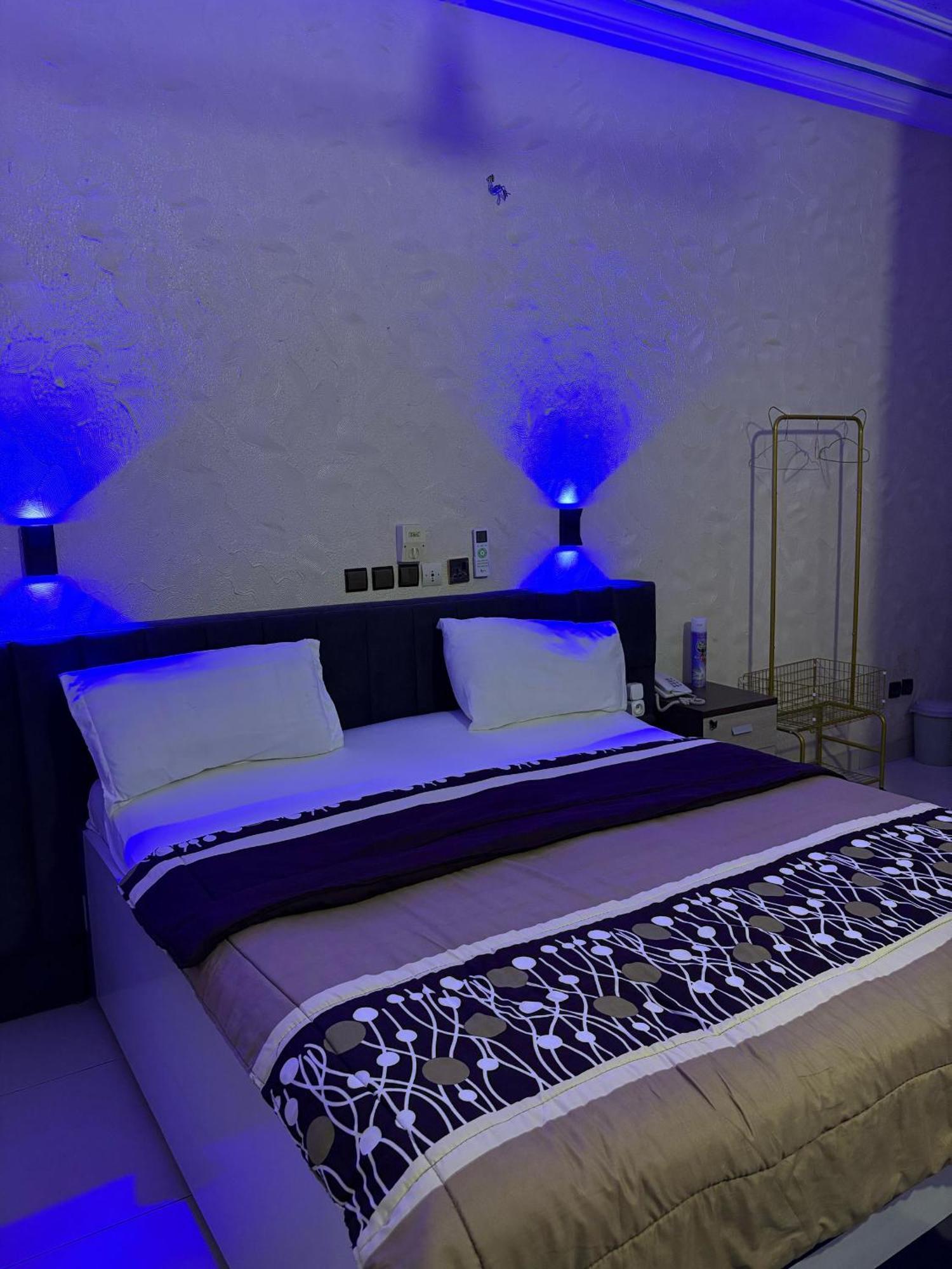 Hotel Mavilla Котону Екстериор снимка